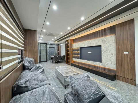 Bán nhà Ngọc Thuỵ,Long Biên 7 tầng,50m,mt4m lô góc nhỉnh 9 tỷ - Ảnh chính